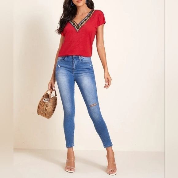 Geo Embroidered Tape Detail Dolman Sleeve Top size: 4 - Picture 3 of 7